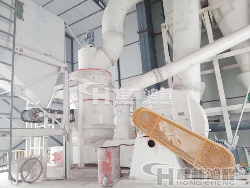 石灰石磨粉機設備350目時產20噸湖北 HC1700石灰石磨粉機設備350目時產20噸湖北客戶現(xiàn)場圖片