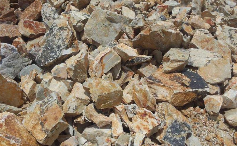 耐火材料原料有哪些？耐材專用磨粉機告訴你